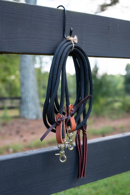 Knotty Girlz 3/8 Split Reins with Water straps - Black